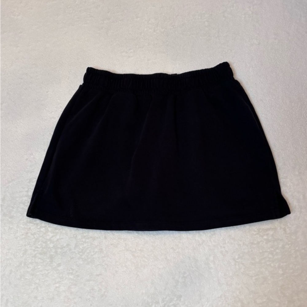 Classic Black Women's Straight Skirt with spandex Sz S
